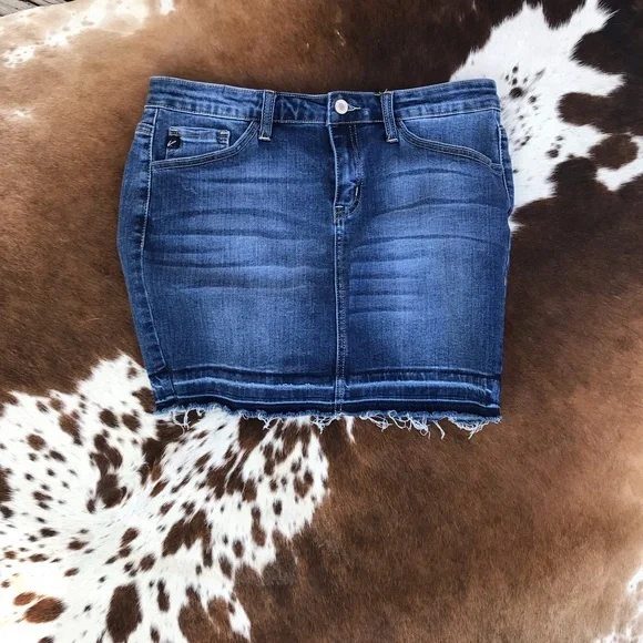 KanCan Blue Denim Frayed Hem Mini Skirt sz 28 - Picture 3 of 6